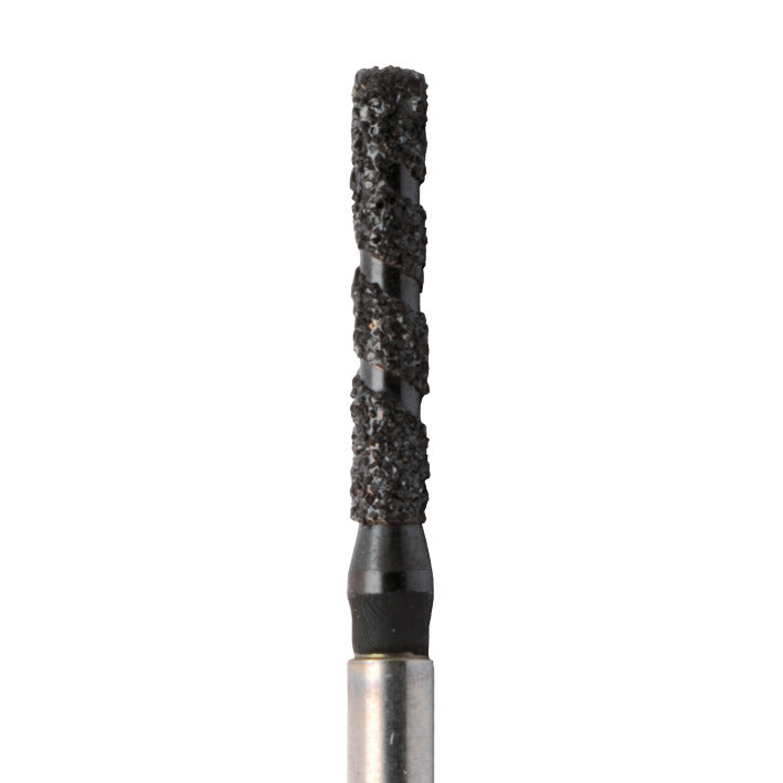 B837
